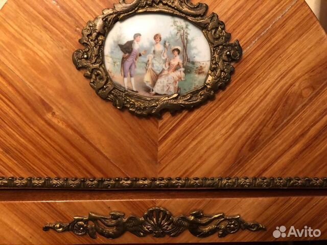 Шкаф антикварный