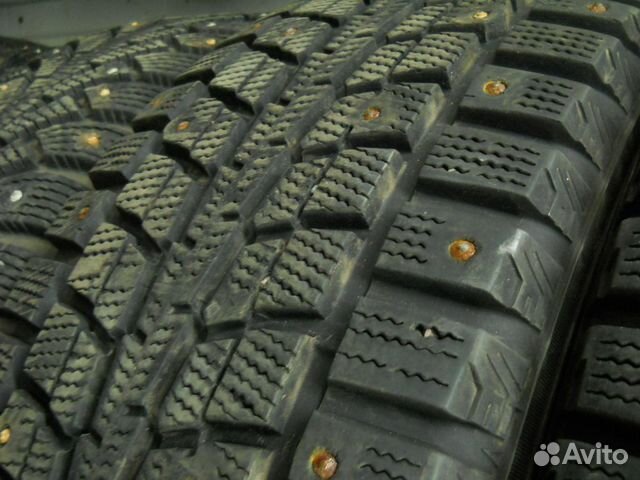 Dunlop Winter Ice 01 2156516 4шт шины БУ Dunlop Winter Ice 01 2156516 4шт шины БУ