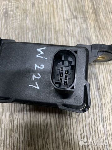 Mercedes Benz W221 Датчик ускорения 0045422118 Mercedes Benz W221 Датчик ускорения 0045422118