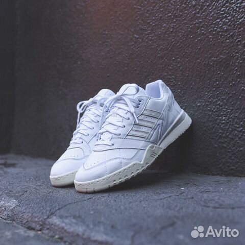 Кроссовки Adidas a.r. Trainer Кроссовки Adidas a.r. Trainer