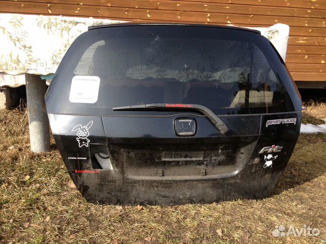 Продам запчасти на крышку багажника Honda Fit Продам запчасти на крышку багажника Honda Fit