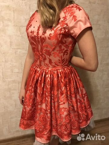 Платье праздничное