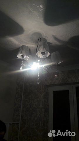 Люстра новая