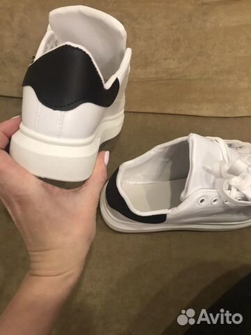 Кроссовки новые белые 37 размер