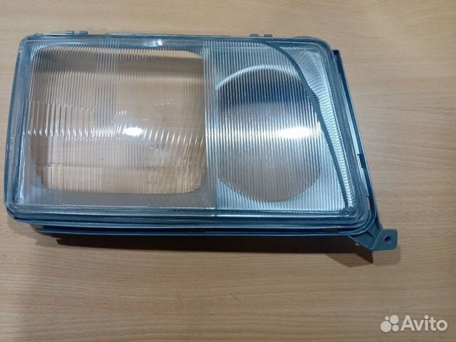 Стекло R w124 рест