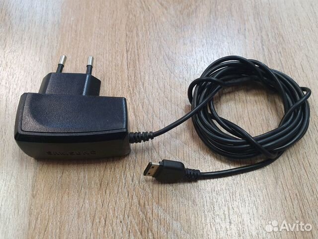 Зарядное устройство для телефона SAMSUNG Зарядное устройство для телефона SAMSUNG