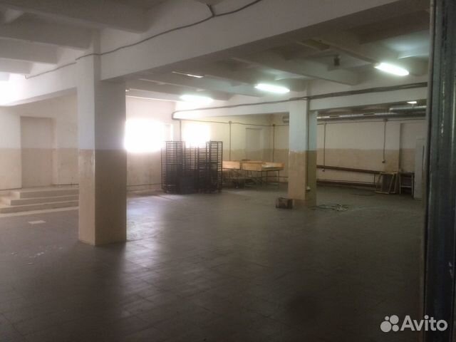 Помещение свободного назначения, 570 м²