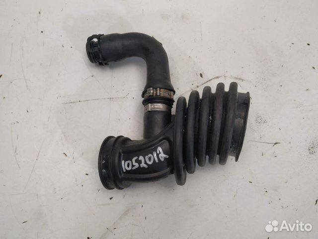 Патрубок воздушного фильтра 31370109 Volvo S40 2 Патрубок воздушного фильтра 31370109 Volvo S40 2