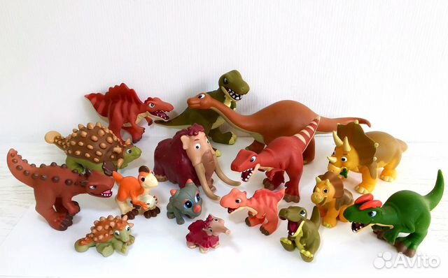 Динозавры фирменные Schleich Hasbro Динозавры фирменные Schleich Hasbro