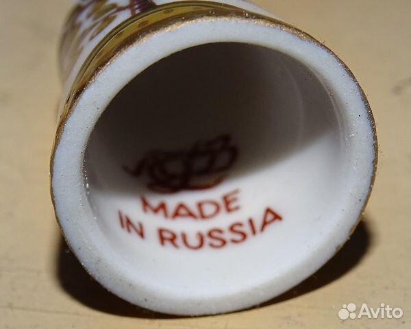 Редкий фарфоровый наперсток 