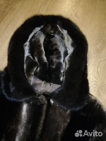 Шуба из мутона с отделкой норка на капю Шуба из мутона с отделкой норка на капю