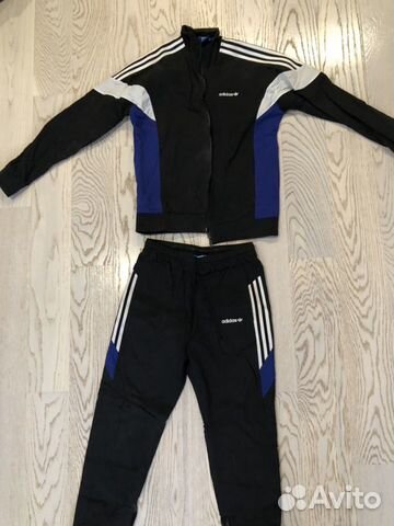 Оригинальный спортивный костюм Adidas Originals Оригинальный спортивный костюм Adidas Originals