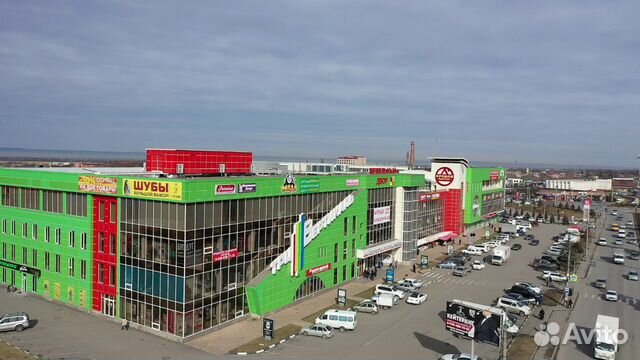 Торговое помещение, 1400 м²