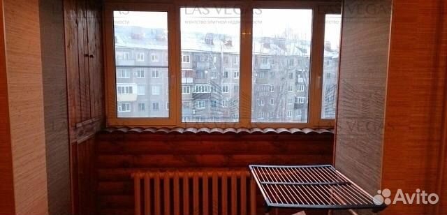 2-к квартира, 65 м², 4/10 эт.