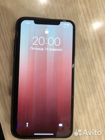 Телефон iPhone
