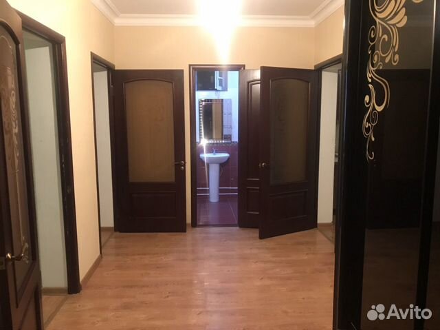 2-к квартира, 70 м², 2/5 эт. 2-к квартира, 70 м², 2/5 эт.
