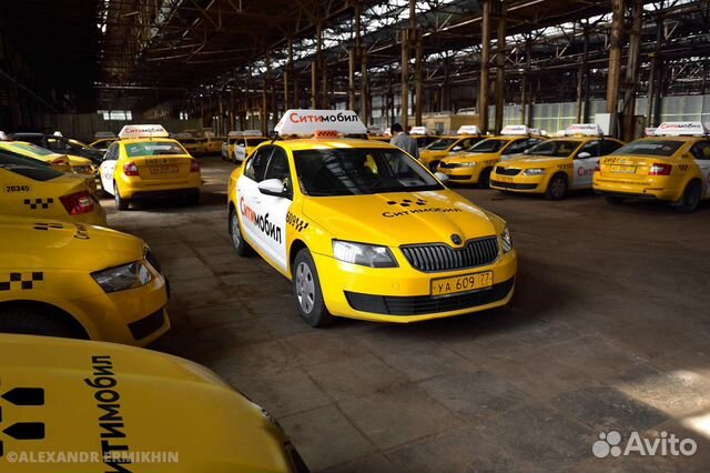 Водитель такси Skoda Rapid АКПП Водитель такси Skoda Rapid АКПП