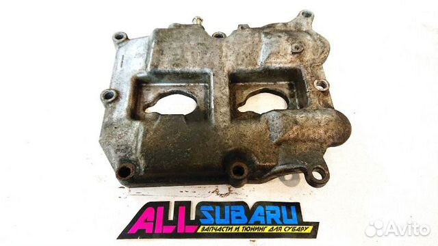 Клапанная крышка правая Subaru 2000 - 2013 Клапанная крышка правая Subaru 2000 - 2013