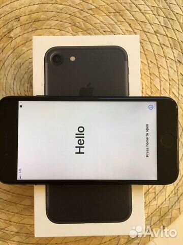 Телефон iPhone 7 32g Телефон iPhone 7 32g