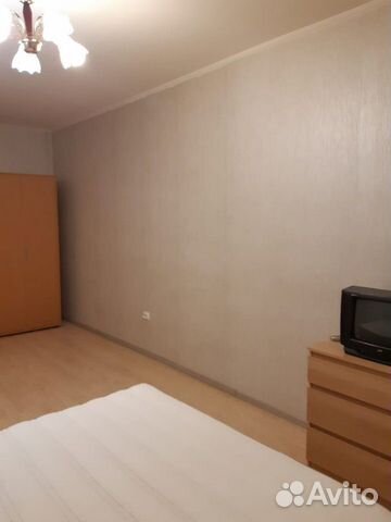 1-к квартира, 42 м², 2/5 эт.