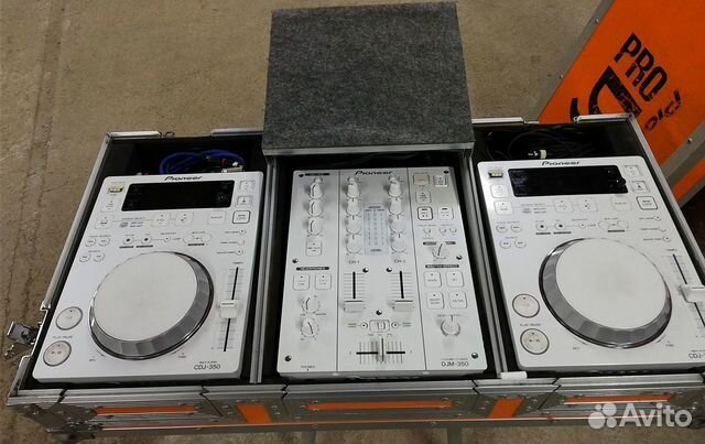 Pioneer 350 2Cdj, 350 DJM 1