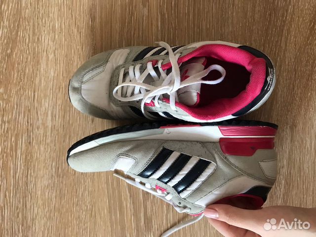 Кроссовки adidas