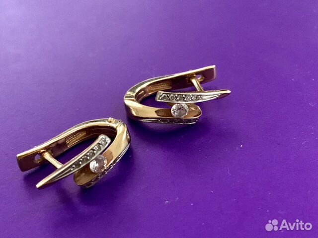 Золотые серьги с бриллиантами Золотые серьги с бриллиантами
