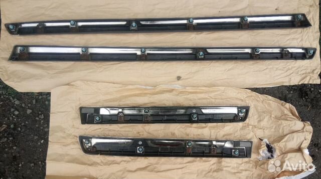 Молдинги на двери Toyota Land Cruiser LC200 Молдинги на двери Toyota Land Cruiser LC200