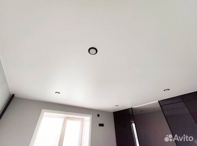 Натяжные потолки от бригады