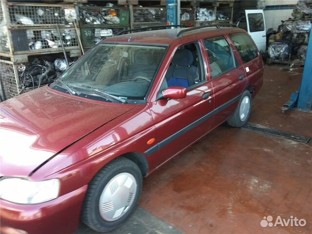 Разобран на запчасти Ford Escort 1995-1998