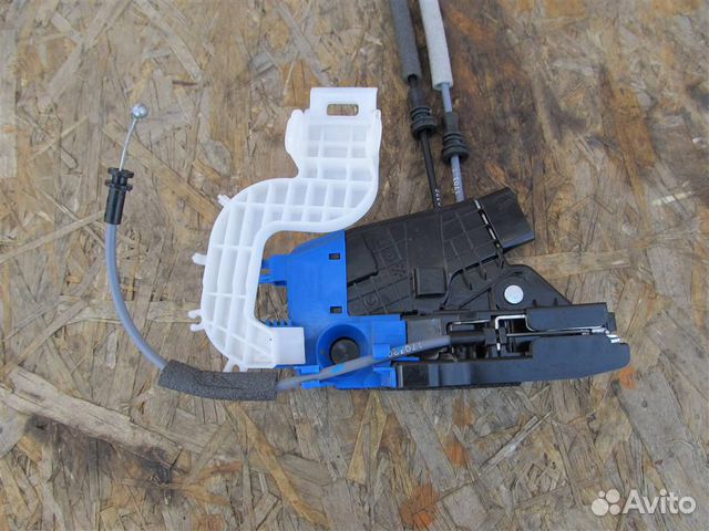 Замок двери передней правой Hyundai Elantra AD c