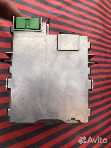 Модуль телефона на Volvo XC90 XC 90 Модуль телефона на Volvo XC90 XC 90