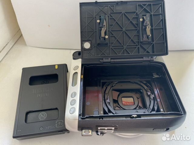 Фотоаппарат для моментальной печати Instax mini 70 Фотоаппарат для моментальной печати Instax mini 70
