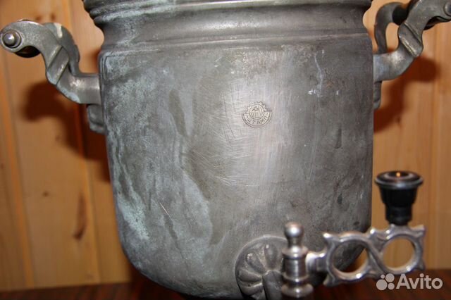 Самовар тульский жаровой угольный. Латунь