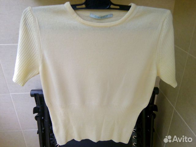 Glenfield молочный шерстяной свитер с коротким рук Glenfield молочный шерстяной свитер с коротким рук