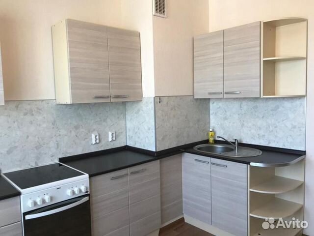 1-к квартира, 38 м², 18/25 эт.
