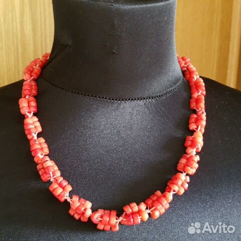 Бусы из природного коралла