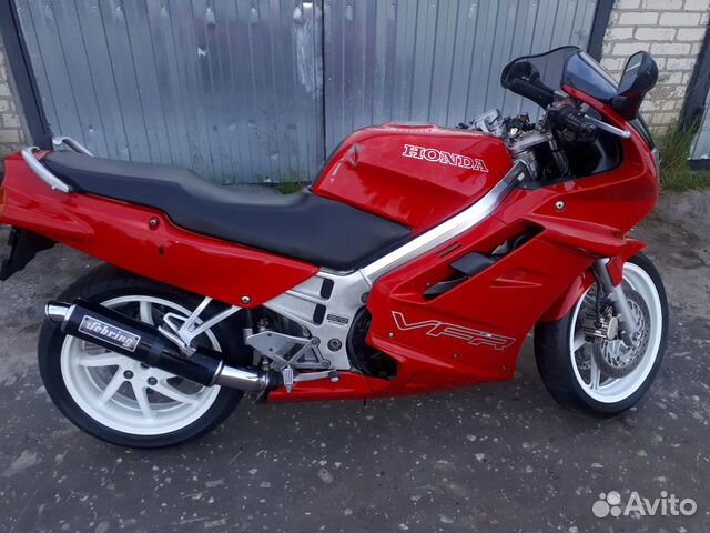 Honda vfr 750f