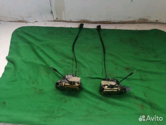 Замок двери передний левый правый Nissan Primera P Замок двери передний левый правый Nissan Primera P