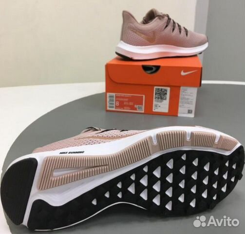 Кроссовки женские Nike Qwest 2 Кроссовки женские Nike Qwest 2