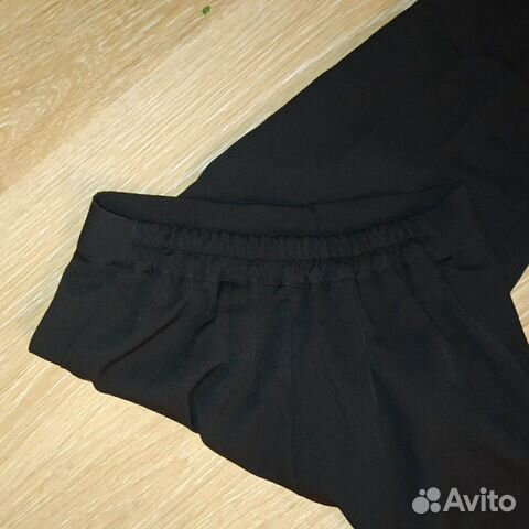 Новые черные брюки S