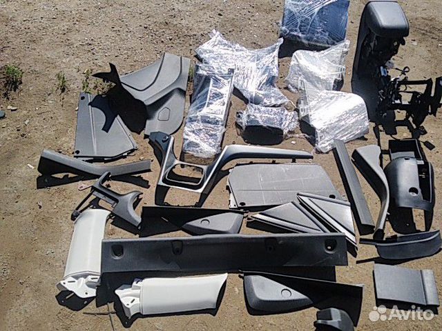 Пластик салона Ford Kuga 2