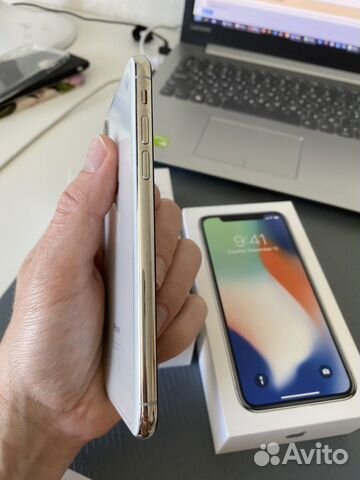 В продаже iPhone X 64 Серебро Идеальный