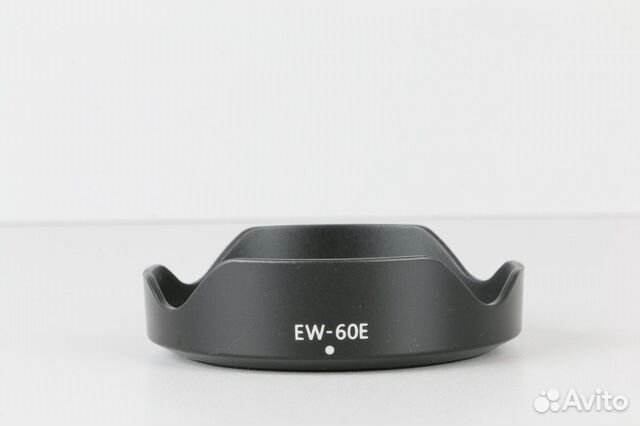 Бленда EW-60E для EF-M 11-22mm f/4-5.6 IS STM Бленда EW-60E для EF-M 11-22mm f/4-5.6 IS STM