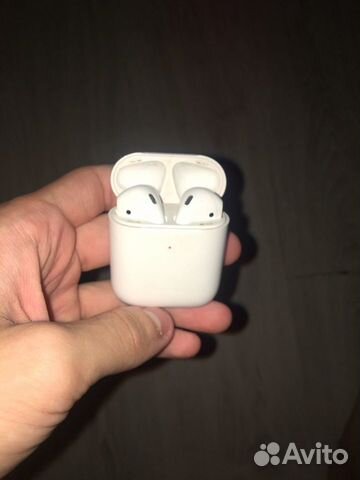 AirPods 2 AirPods 2