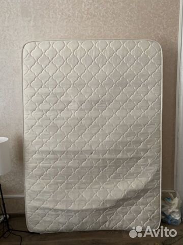 Матрас с пружинами Матрас с пружинами