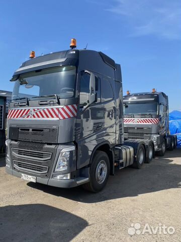 Водитель контейнерных или негабаритных перевозок