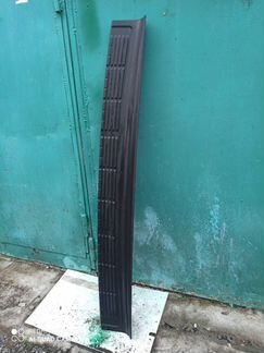 Накладка заднего бампера Toyota Land Cruiser 200