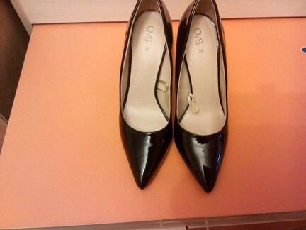 Туфли Лодочки лакированные новые 39р