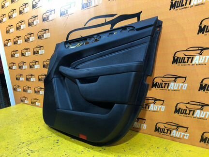 Обшивка двери передняя правая Mercedes Ml W166